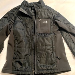The North Face BOYS black jacket size L (14/16)
